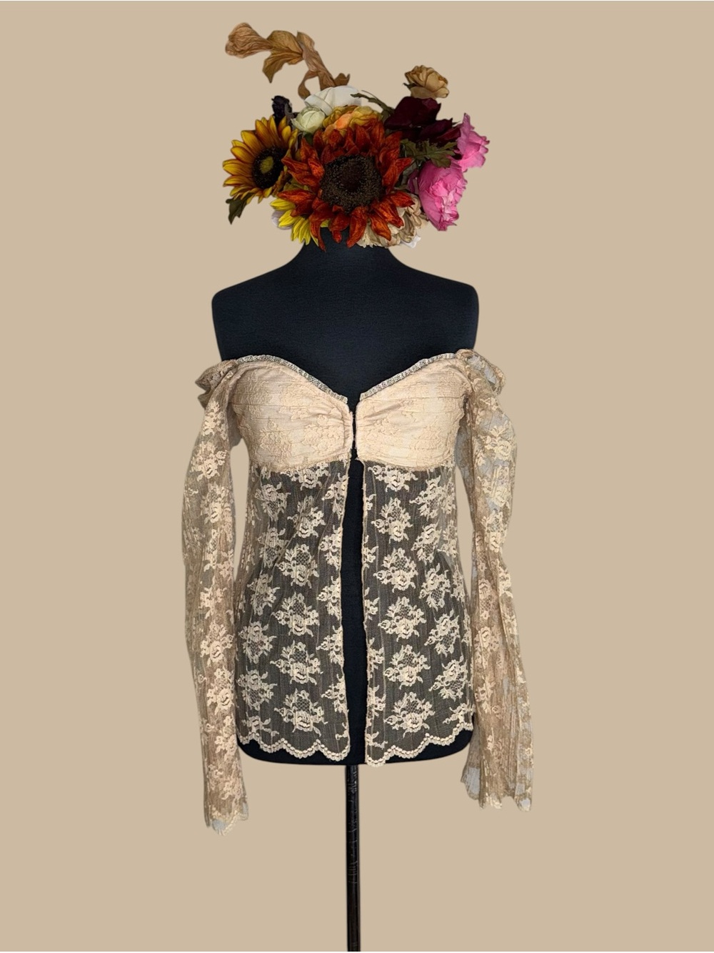 Arden B sheer floral lace flyaway top - Picture 16 of 16